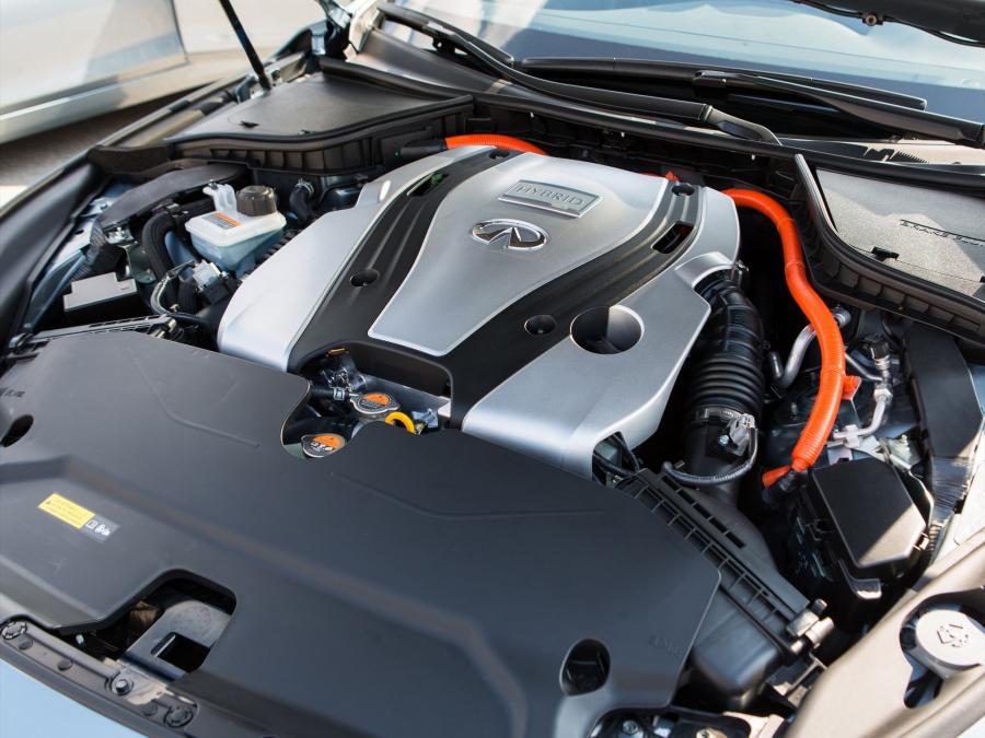  Infiniti Q50 S Hybrid 2013 года  (EU) (фото 12 из 12)